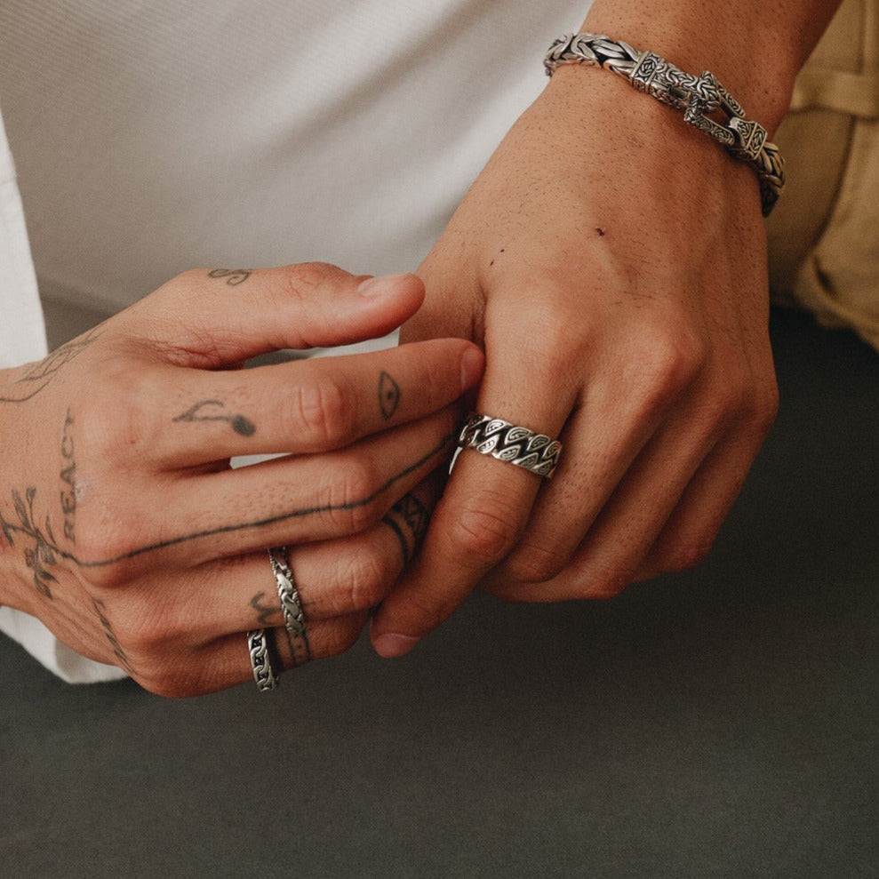 Sari Cuban Link Ring
